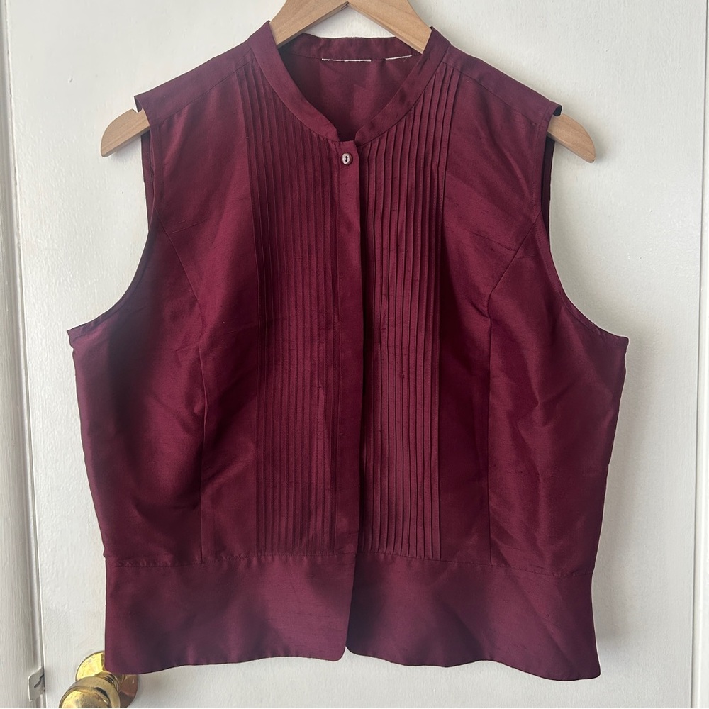 Slubby Silk Sleeveless Button-Up Blouse